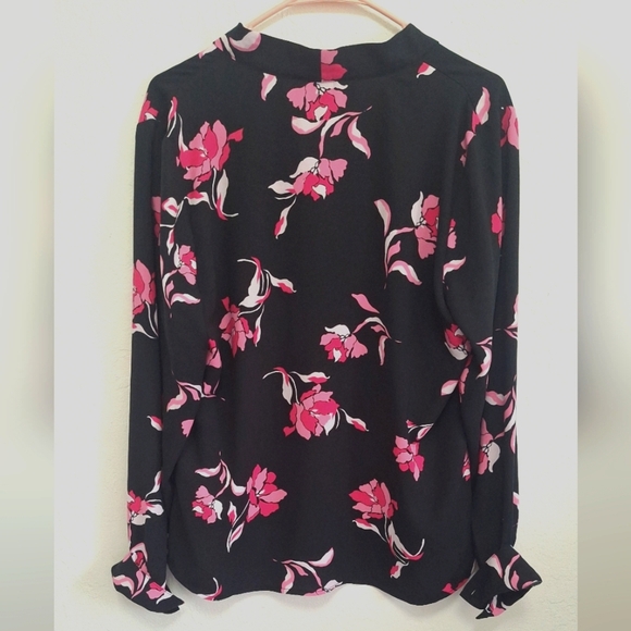 Halogen V-neck Top In Black- Pink Morgana Floral Womens Button Down Shirt Size L - Picture 3 of 5